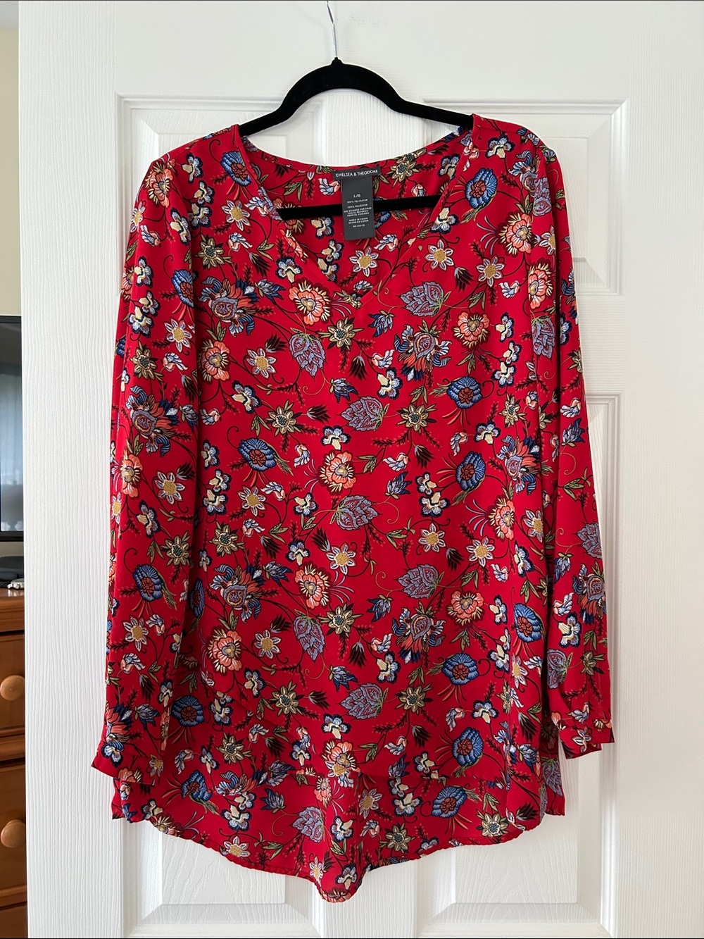 Chelsea & Violet Red Floral Scoop Neck Long Sleeve Blouse